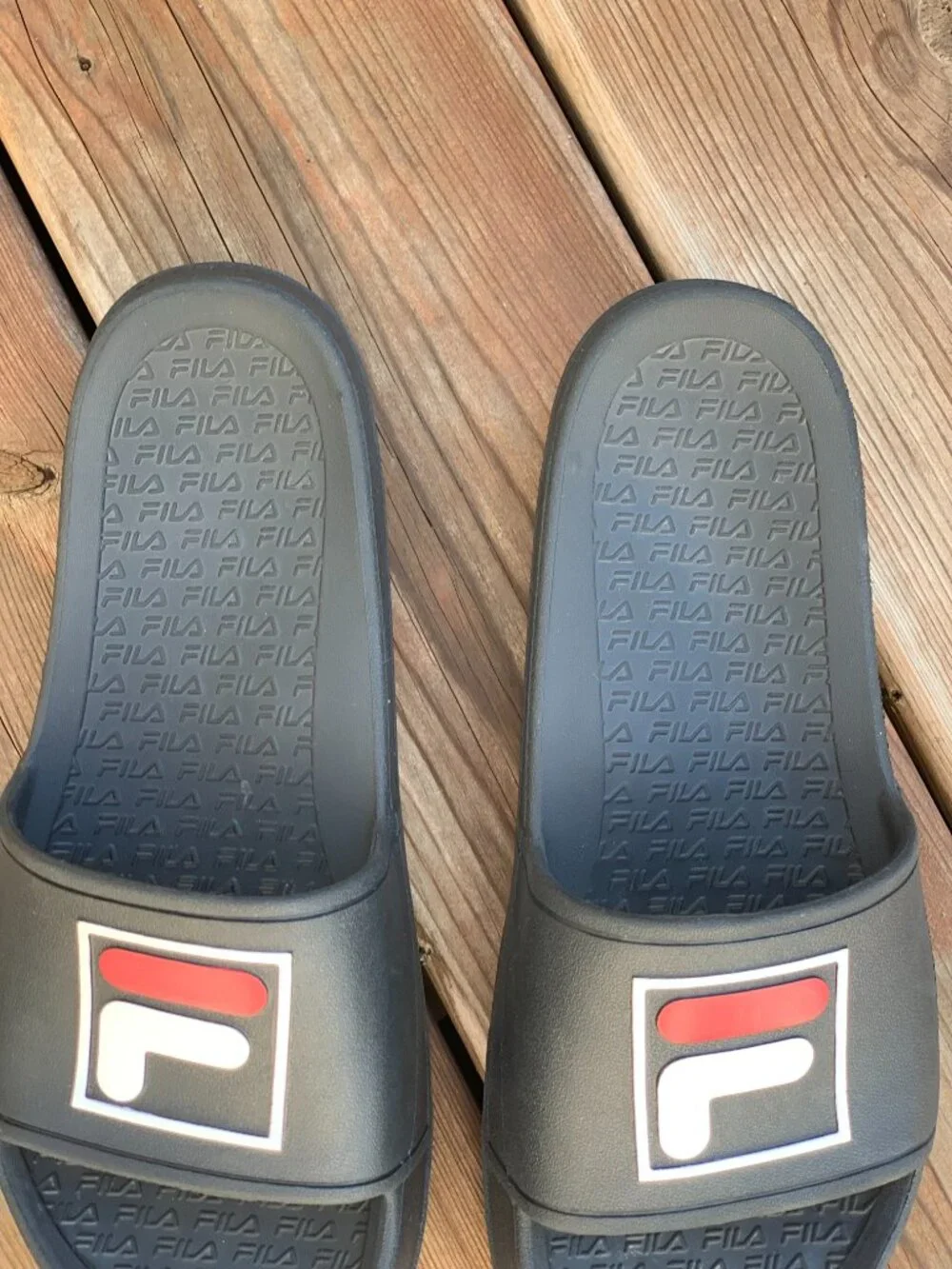 Fila Slide Sandals Unisex Mens 9 Womens 10 Black Beach Casual Active Slip Ons